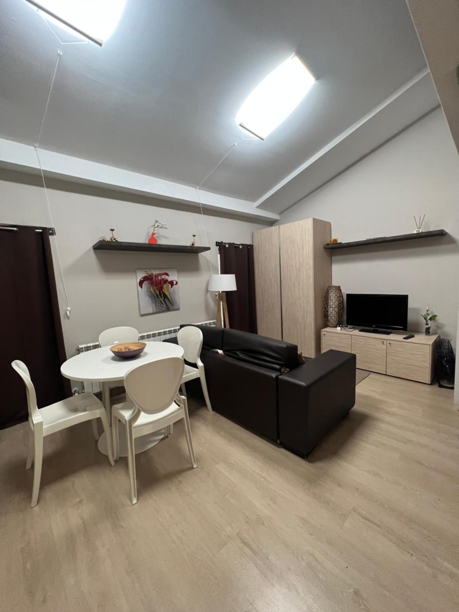 Apartamentos Lorione 奥里特 外观 照片